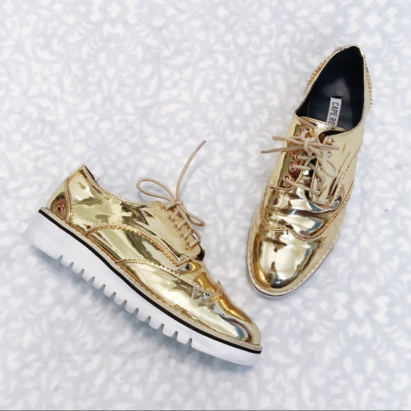 Cape Robbin Shoes - Cape Robbin Venus 1 Oxford Gold Metallic Sneaker 7